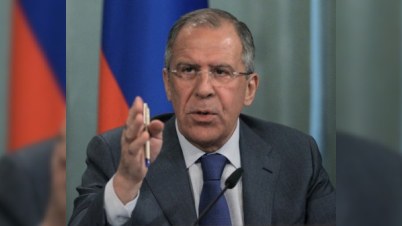 Lavrov jurnalistə ƏSƏBİLƏŞDİ: “SSRİ-nin bərpası ilə bağlı fakt göstərin” 