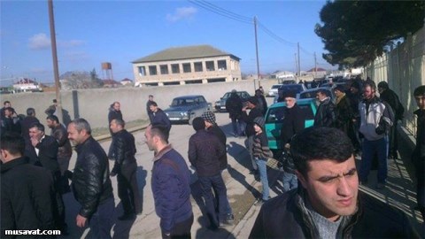 Bakı Şəhəri üzrə Təhsil İdarəsinin rəsmiləri Hövsandakı aksiyaya getdilər 