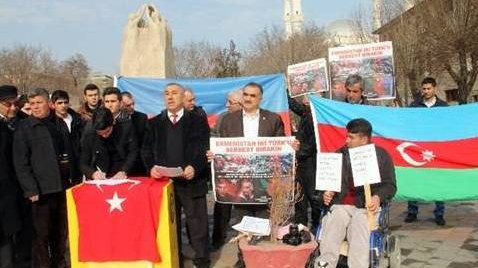 Türkiyədə girovlarla bağlı aksiya keçirildi - FOTOLAR