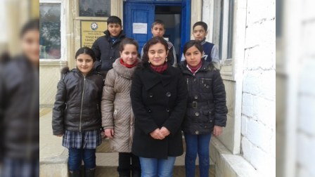 Azərbaycanın ucqar kəndinin gənc müəllimi: “Sinif otağı səhnədir, biz isə aktyor” - MÜSAHİBƏ