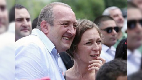 Gürcüstan prezidenti ata oldu