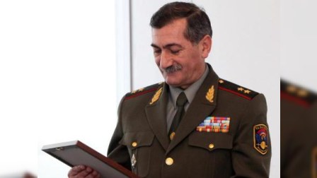 Yerevandakı hərbi məktəbin rəhbəri istefaya göndərildi