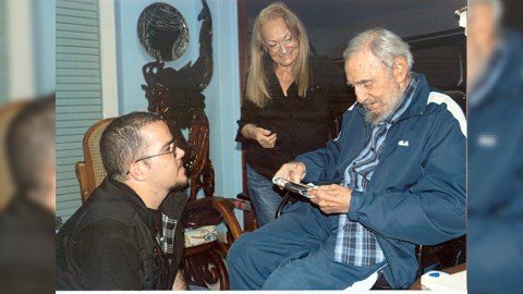 Kubanın əfsanəvi lideri Fidel Kastronun yeni FOTOLARI