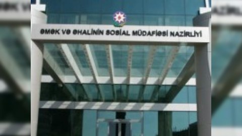Ötən il 112 nəfərə “Əmək veteranı” adı və vəsiqəsi verilib