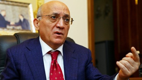 “Azərbaycan əhalisinin 5 faizi namazı məscidlərdə qılır”
