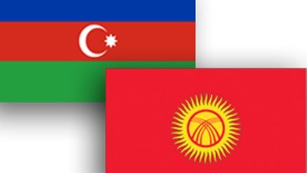 Qırğızıstanın müdafiə naziri Zakir Həsənovla görüşə gəlir 