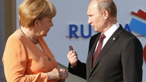 Merkel Putinə ultimatum verdi