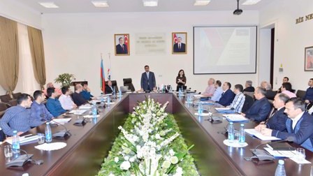 “Halliburton”un mütəxəssisləri Bakı Ali Neft Məktəbində seminar keçirdilər