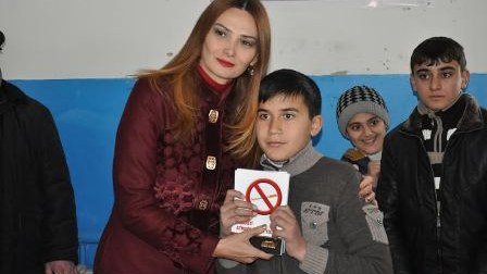Deputat gəncləri zərərli vərdişlərdən qorumağa çağırıb - FOTO