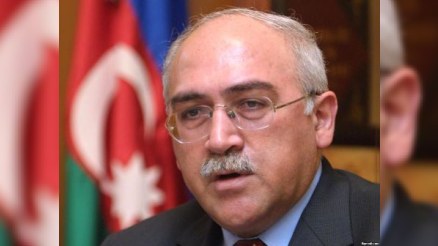 İsa Qəmbər başqanlığa qayıdır 