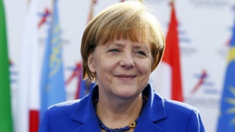 Merkel Nobel sülh mükafatına namizəd olacaq
