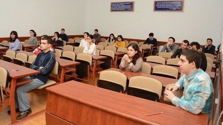 İqtisad Universitetində Rusiyanın Ali İqtisad Məktəbi olimpiada keçirib