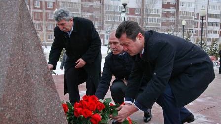 Putinin səlahiyyətli nümayəndələri Azərbaycanın diaspor rəhbərləri ilə görüşüb