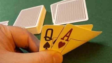 Kürdəmir sakini mağazanı qumarxanaya çevirib