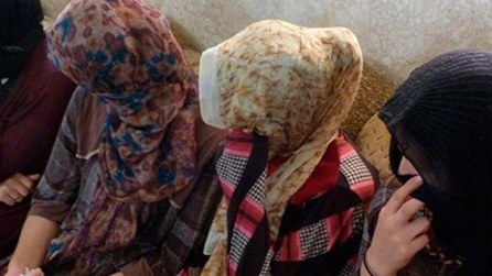 İŞİD-lə bağlı qan donduran HESABAT: “Cinsi əlaqə üçün Viagradan istifadə edirlər”
