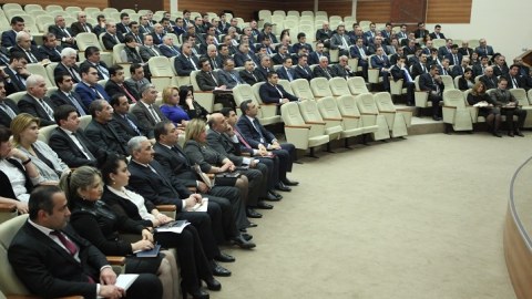 Nazirlikdə 4 rəisə, 8 müfəttişə töhmət verildi, 1 nəfər vəzifədən çıxarıldı