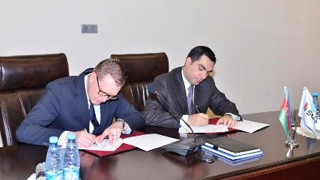 Bakı Ali Neft Məktəbi "Baker Hughes" şirkəti ilə müqavilə imzaladı  - FOTO