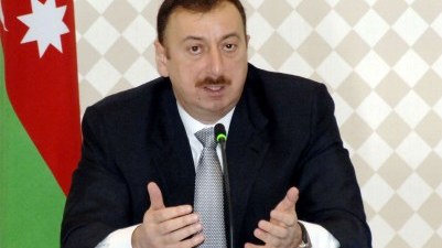 Prezident güləşçiləri qəbul etdi 