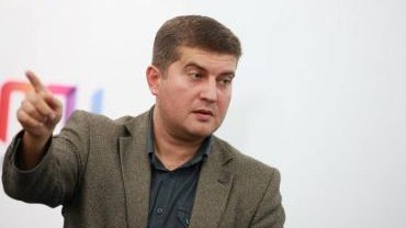 Erkin Qədirli Razi Nurullayevi tənqid etdi