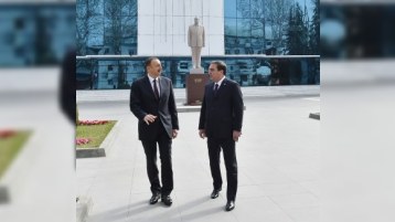 Prezident Mingəçevirdəki yenidənqurma işlərilə tanış olub