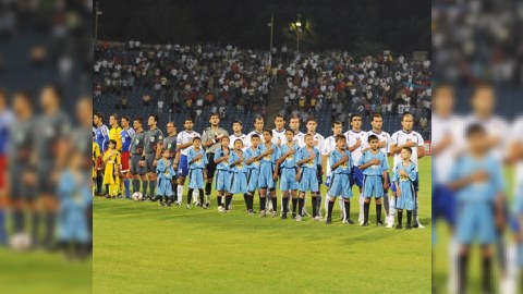 Azərbaycanda futbol azarkeşləri niyə azdır - “Futbol var ki, ona baxmağa gələn də olsun?”