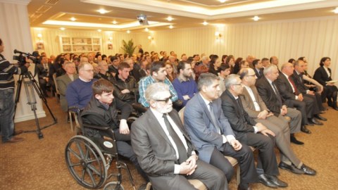 Batumidə Xocalı faciəsinin qurbanları anılıb - FOTO