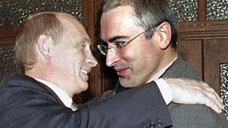Mixail Xodorkovski: “Putin güclü lider deyil, çılpaq kraldır”