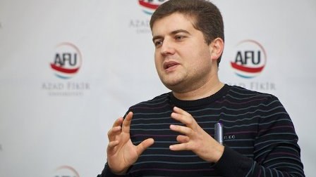 “Xristianlar İsa peyğəmbəri gözlədiyi kimi, bizim cəmiyyət də elə düşünür ki...” 