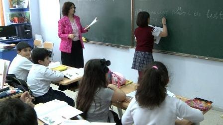 Bakıda müəllimlər maaşların artımını ala bilmirlər 