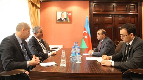 Azay Quliyev İsrailin səfiri ilə görüşüb
