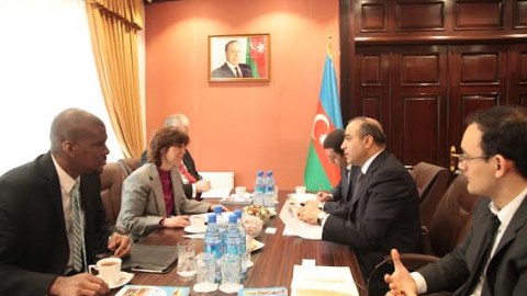 Azay Quliyev USAİD-in nümayəndəsinə Xocalı soyqırımının tanıdılmasına görə təşəkkürünü bildirib