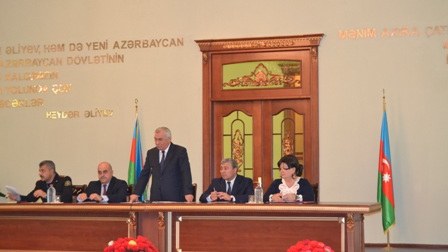 İcra başçısı tibbi müayinə ilə bağlı müşavirə keçirib