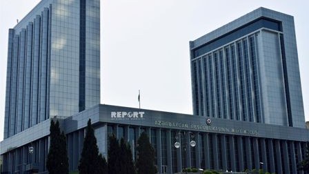 Milli Məclis bu gün “Siyasi partiyalar haqqında” qanunu dəyişdirir, Ombudsmandan hesabat gözləyir