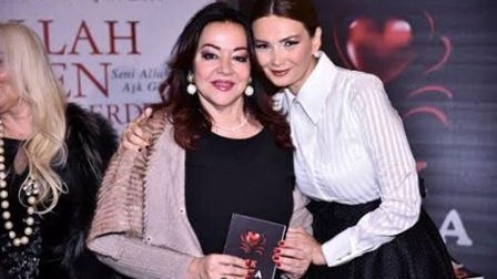 Türkiyədə Qənirə Paşayevanın kitablarının təqdimatı keçirilib - FOTOLAR