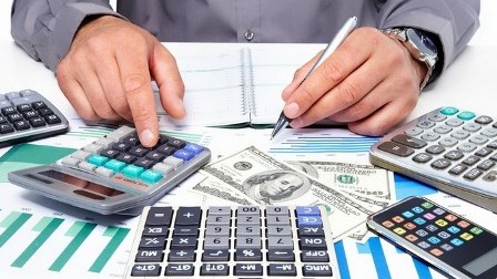 “Azərbaycanda banklar başlarını itiriblər” 