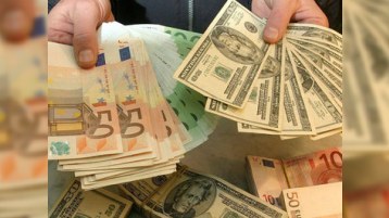 Azərbaycanda avro ucuzlaşdı, dollar bahalaşdı