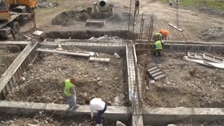 Ermənilər Xocalıda uşaq bağçası tikir - VİDEO