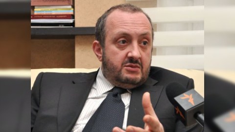 Gürcüstan prezidentindən AÇIQLAMA: “Artıq 1 ildir mənə təziq edilir”
