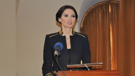 Qənirə Paşayeva Fazil Mustafanın təklifini dəstəklədi