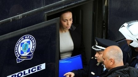 Keçmiş nazirin əsəb xəstəxanasından qaçan arvadı tutuldu