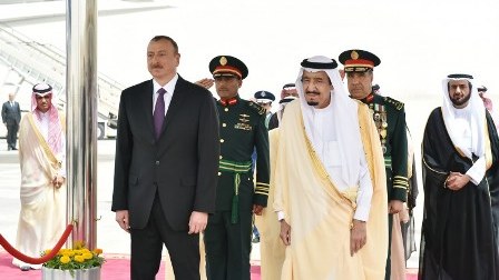 “İlham Əliyevin səfəri İranın əleyhinə çevrilməyib” 