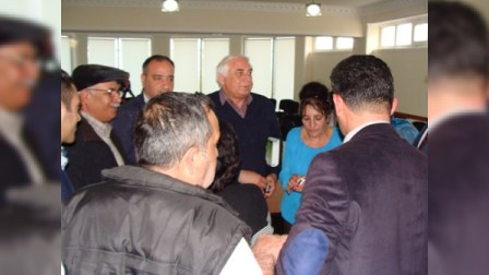 Hadi Rəcəbli sosial durumu çətin olan insanlarla görüşdü