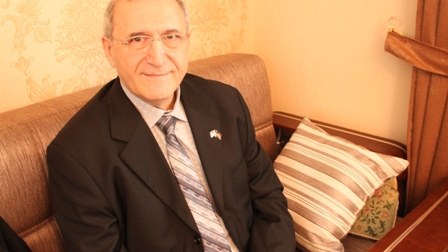 Vətəni sevmək imandandır