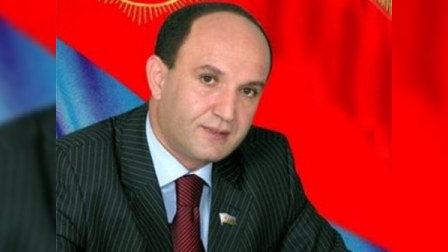 Azərbaycan kommunistlərinin din SEVGİSİ: “Allaha inanmıram, amma Həcc ziyarətinə gedən kommunistlərimiz var” 