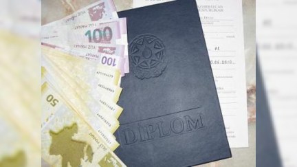 Nazirlik adından saxta sənəd satan tutuldu