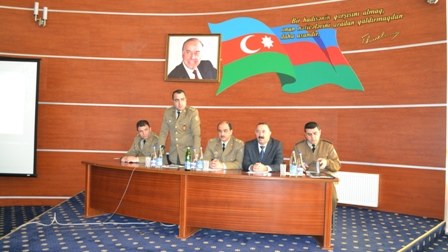 Gəncədə meşələrin yanğından mühazifəsi yolları müzakirə edilib