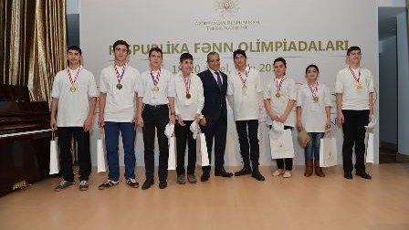Respublika fənn olimpiadaları finalçılarının mükafatlandırılması – FOTOLAR 