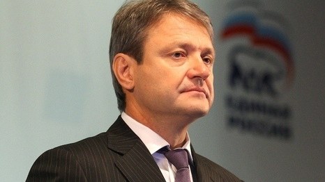 Prezident qubernatoru nazir təyin etdi