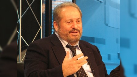 Misir Mərdanovun təriflədiyi partiya sədri: “Putin mənim sayəmdə dünya lideri oldu” 