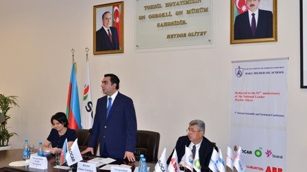 Bakı Ali Neft Məktəbində tələbələrin konfransı keçirilib